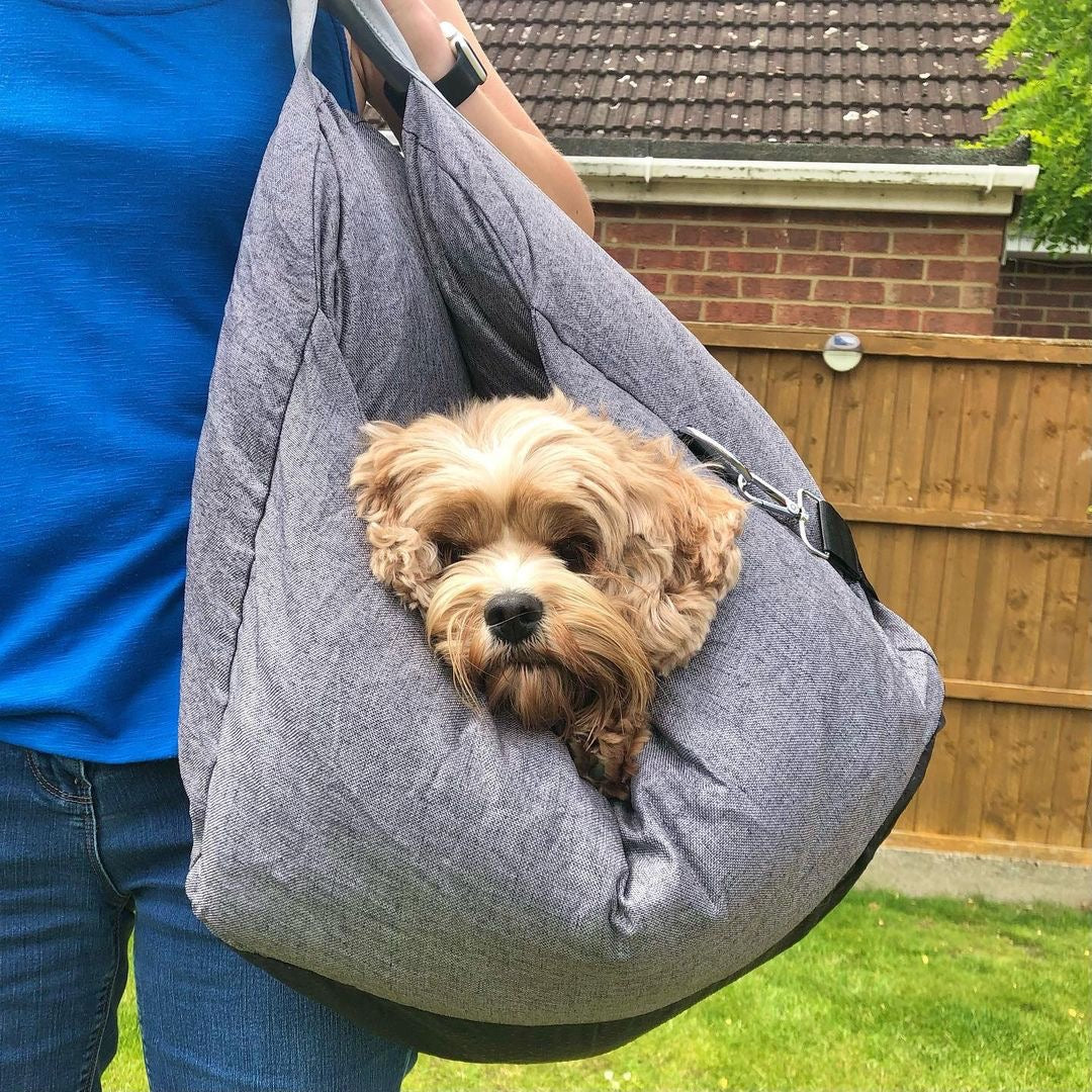 Lit de siège d'auto pour chien - Première classe