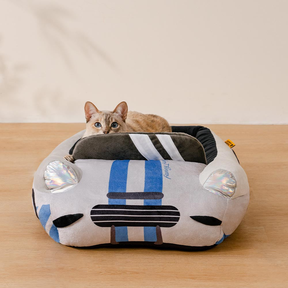 Classic Convertible Race Car Bolster Cat Bed - Fast＆Fur