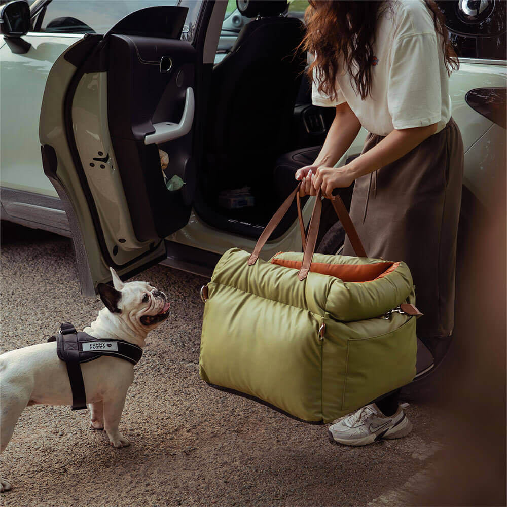 Cama elevadora para asiento de coche para perros de piel sintética de lujo - Urban Voyager