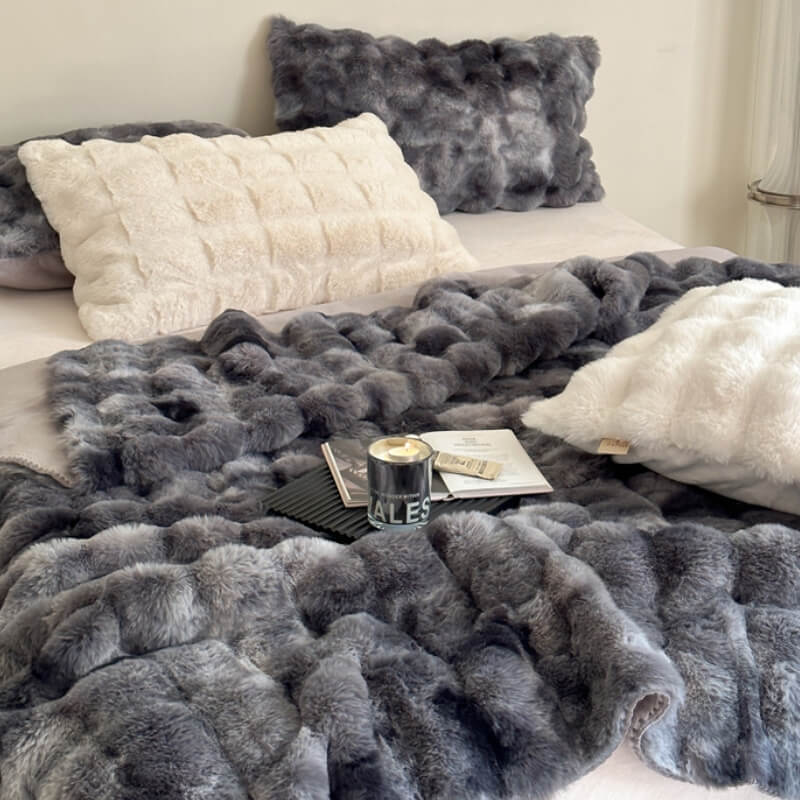 Faux Fur Luxury Thick Plush Pet Throw Blanket Human Blanket