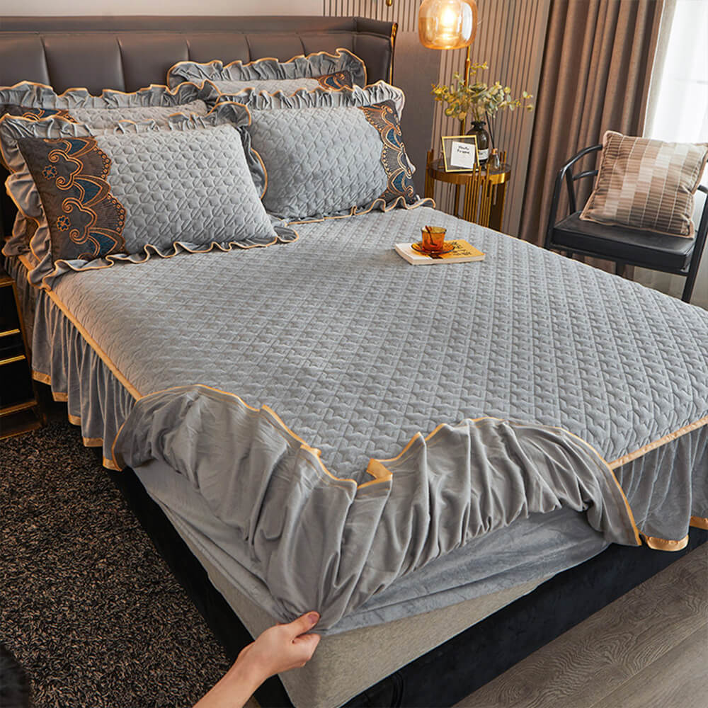 Luxurious Crystal Velvet Embroidered Non-Slip Bed Sheet Set with Bed Skirt