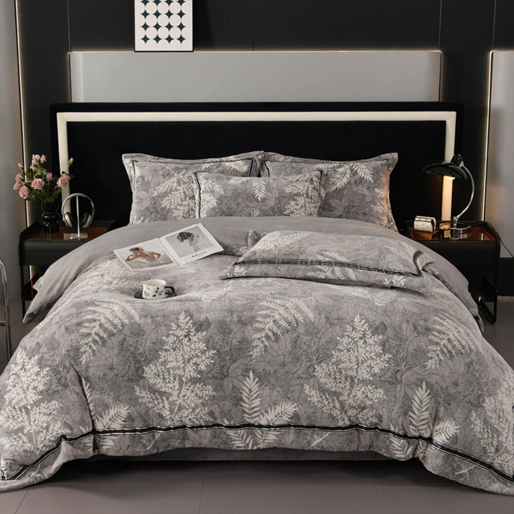 Premium Soft Stereoscopic Floral Trimmed Milk Velvet Bed Sheet Set