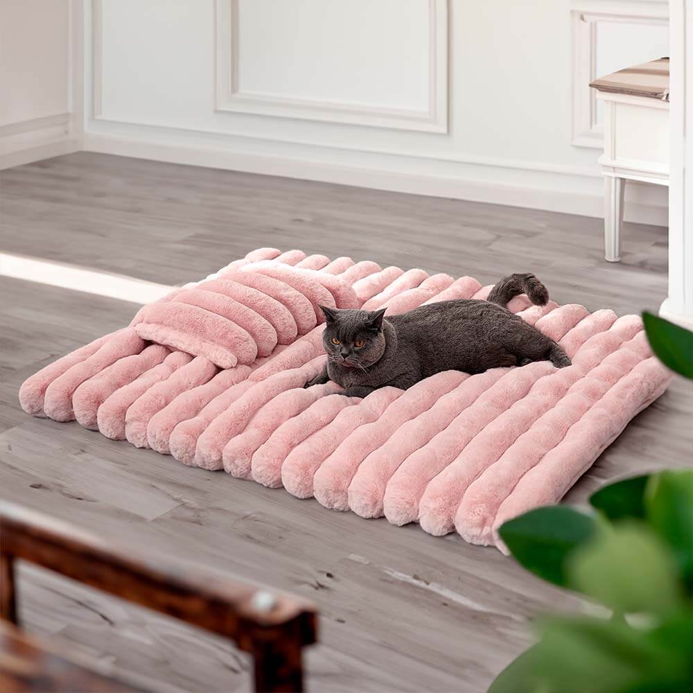 Tapis moelleux pour animaux de compagnie en fausse fourrure rayée de luxe