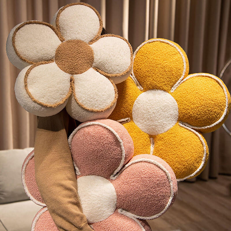 Coussin décoratif à fleurs en peluche