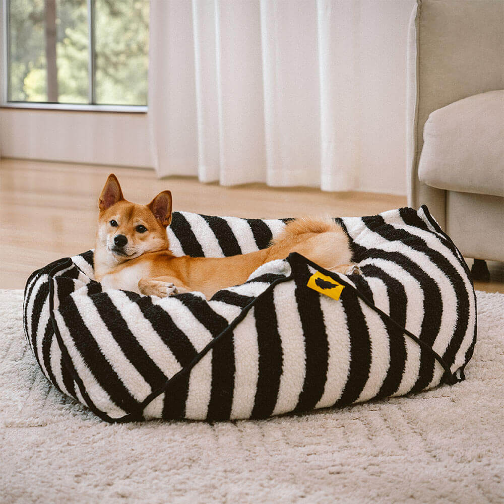 Lit pour chien à motif rayé tendance, sac de haricots apaisant polygonal