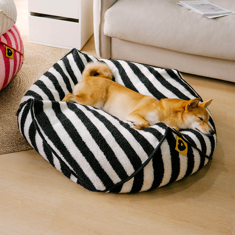 Lit pour chien à motif rayé tendance, sac de haricots apaisant polygonal