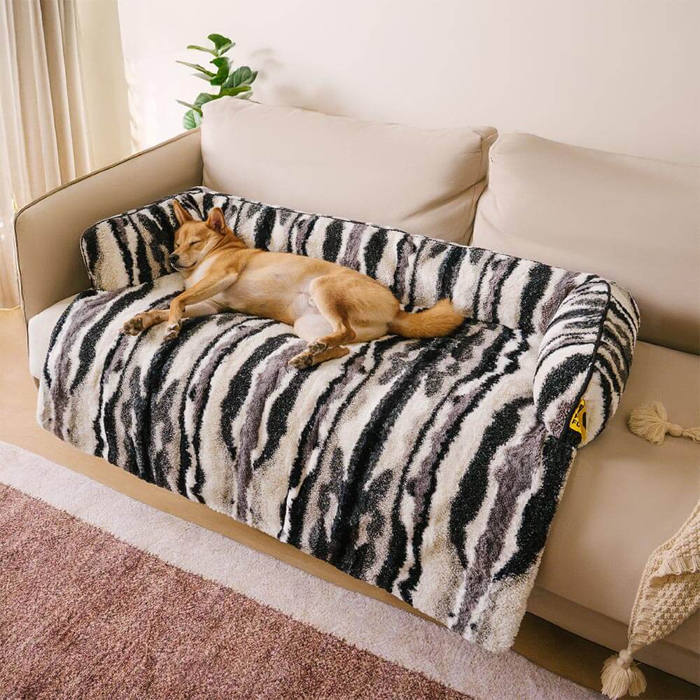 Tapis pour chien protecteur de canapé en peluche nordique - PawLounge