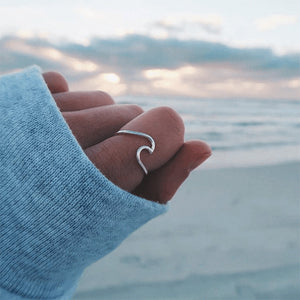 Simple Wave Ring