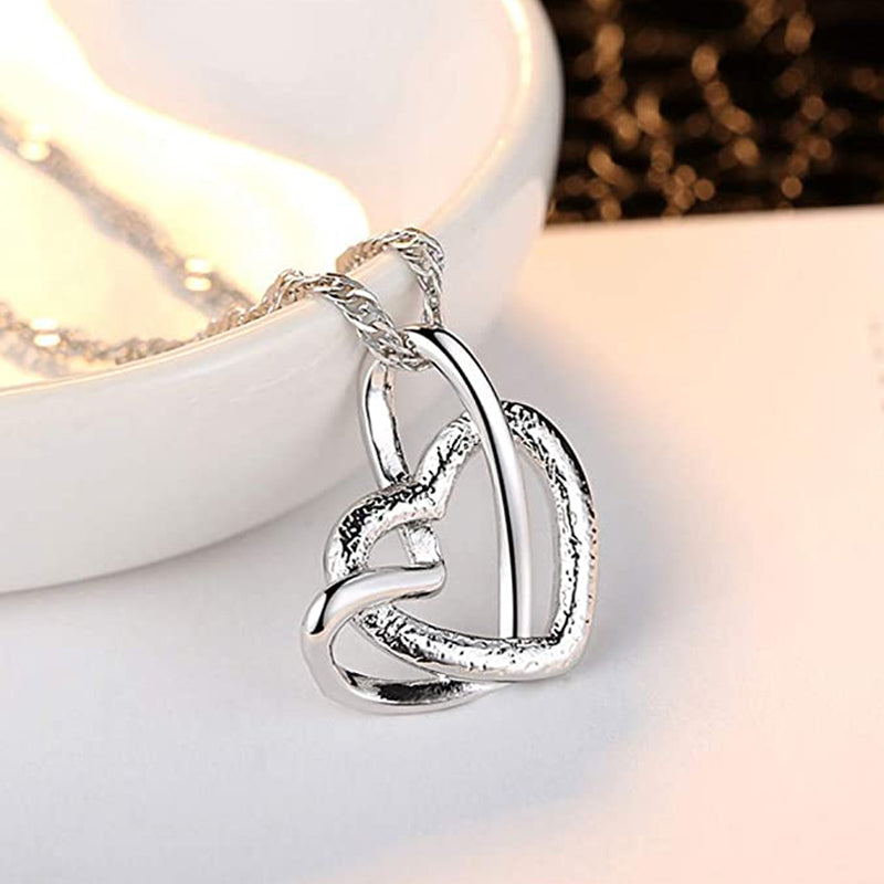 💞Interlocking Heart Necklace -👩‍❤️‍👩''God put us together to be sisters by heart''💝