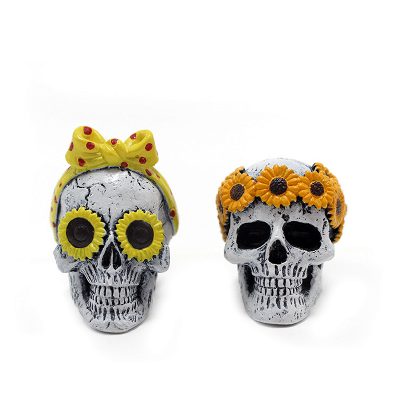 Evil Skulls With Air Freshener (2 PCs)