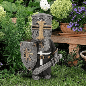 Pre-Sale>>Garden Gnomes Guard