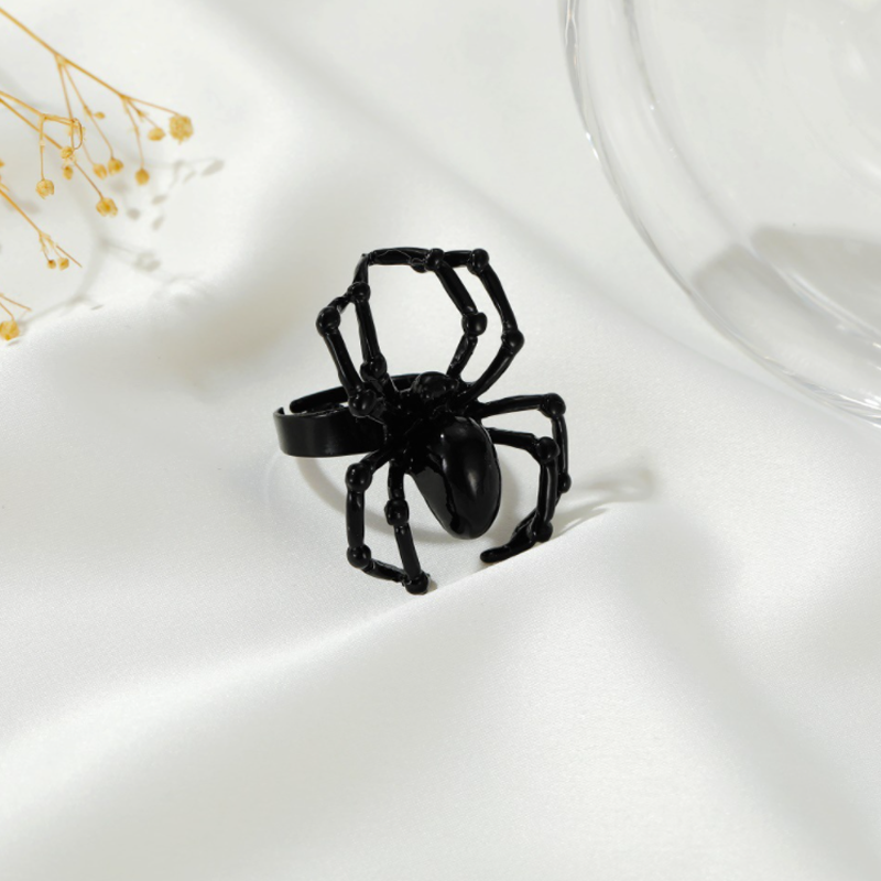 Halloween Neo-gothic Spider Ring