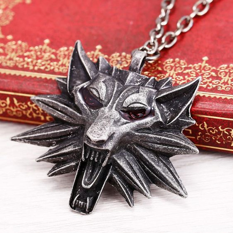 Wolf Head Pendant Necklace