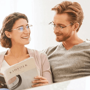 Titanium progressive far and near dual-use reading glasses