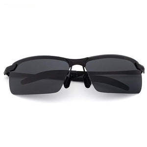 PHOTOCHROMIC SUNGLASSES WITH POLARIZED LENS